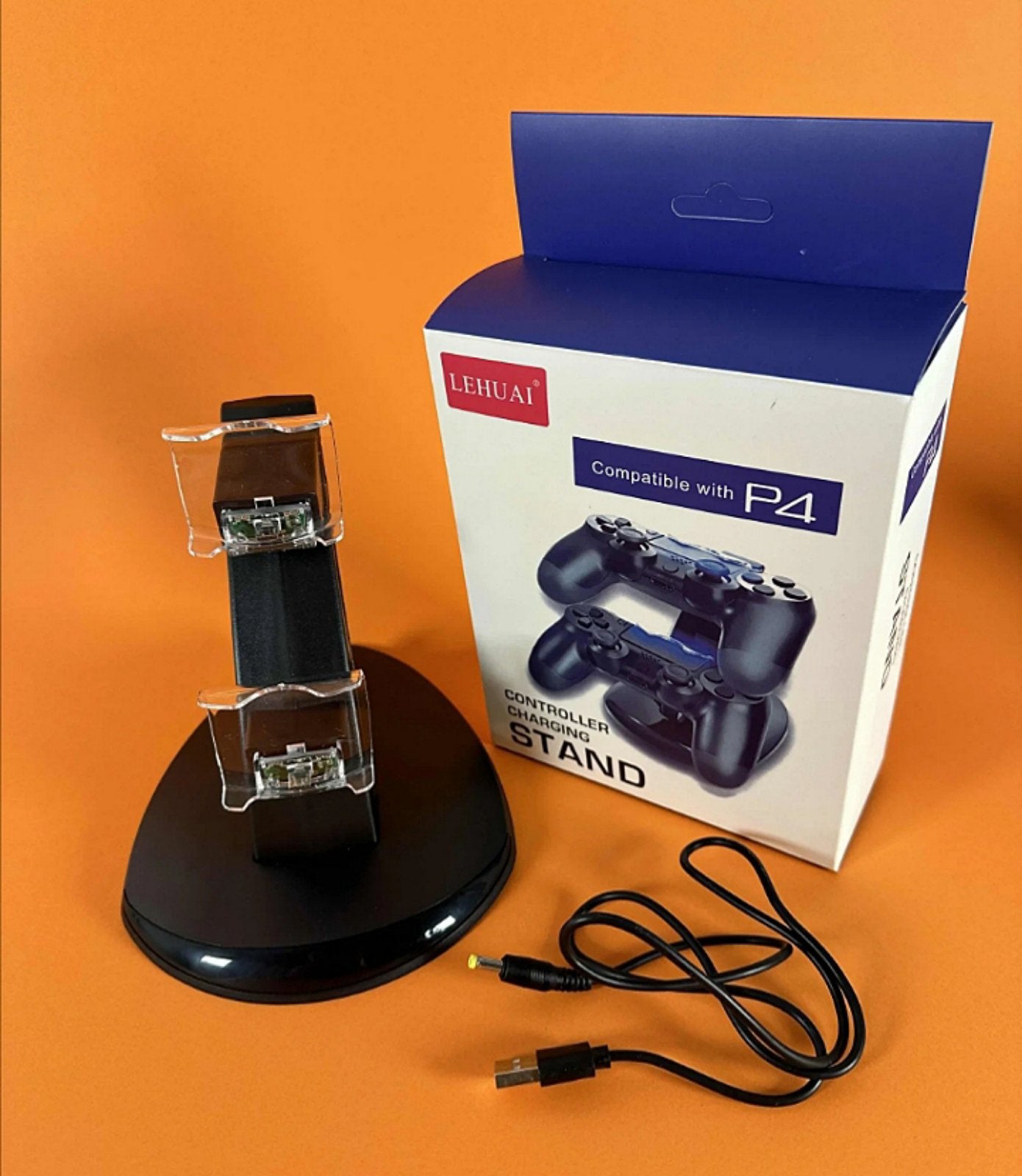 Kompaktan dizajn PS4 punjača sa dva kontrolera spremna za upotrebu