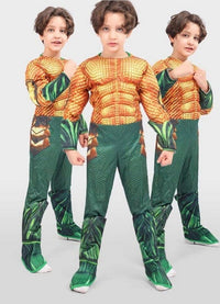 Dečiji kostim Aquaman sa mišićima – kompletan set sa čizmama