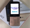 Pakovanje Nokia 230 telefona – uređaj, baterija i punjač na struju