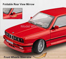Metalni Bmw E30 M3 sa svetlecim farovima koji otvara vrata haubu i gepek