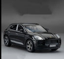 Metalni Porsche Macan T sa svetlecim farovima koji otvara vrata, gepek i haubu