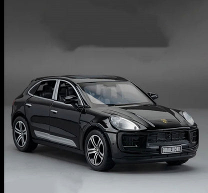 Metalni Porsche Macan T sa svetlecim farovima koji otvara vrata, gepek i haubu